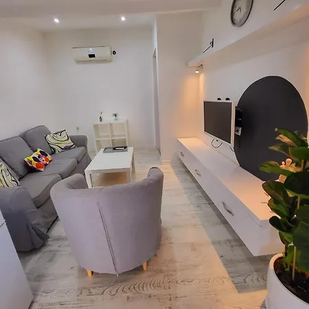 Cozy With Big Balcony In Antaliya Lara Apartament *