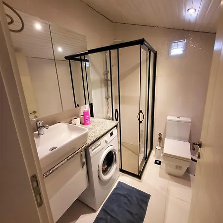 Cozy With Big Balcony In Antaliya Lara Apartament